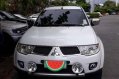 2009 Mitsubishi Montero gls se 4x4 automatic-0