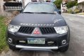 SELLING MITSUBISHI Montero 2013 GLX-1