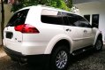 Selling Mitsubishi Montero 2009 Automatic Diesel in Pulilan-2