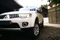 Selling Mitsubishi Montero 2009 Automatic Diesel in Pulilan-0