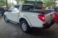 Selling White Mitsubishi Strada 2014 Automatic Diesel -3