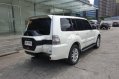 Selling White Mitsubishi Pajero 2015 at 54000 km -3