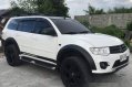 Selling White Mitsubishi Montero Sport 2014 at 31000 km -0