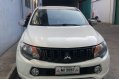 Selling White Mitsubishi Strada 2016 in Caloocan-2