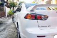 Selling Pearl White Mitsubishi Lancer 2010 in Quezon City-3