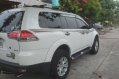 Selling Pearl White Mitsubishi Montero 2014 in Pateros-1