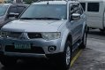 Selling White Mitsubishi Montero 2012 in Quezon City-7