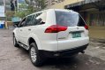 Selling White Mitsubishi Montero 2013 in Quezon City-5