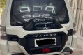 Selling White Mitsubishi Pajero 2017 in Floridablanca-1