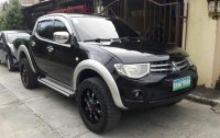 Selling Mitsubishi Strada 2010 MT