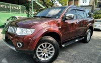 SELLING MITSUBISHI Montero sports gls 2010