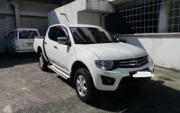 Limited Edition MITSUBISHI Strada 2013 Automatic Transmission. Mileage 53km