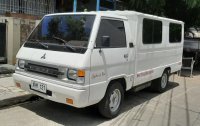 Selling Mitsubishi L300 2005 Manual Diesel in Quezon City