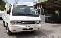 Selling White Mitsubishi L300 2016 in Mandaluyong