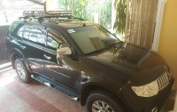 Selling Black Mitsubishi Montero in Parañaque