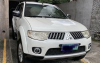 Sell White Mitsubishi Montero in Manila