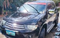 Selling Black Mitsubishi Strada 2013 in Parañaque