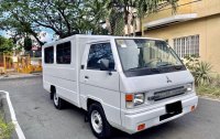 Selling White Mitsubishi L300 2016 in Las Piñas