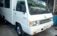White Mitsubishi L300 2016 for sale in Valenzuela