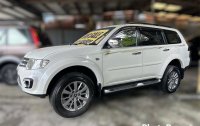 Sell White 2015 Mitsubishi Montero in Cainta
