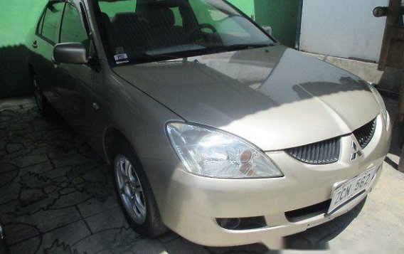 Well-maintained Mitsubishi Lancer 2006 GLX MT for sale