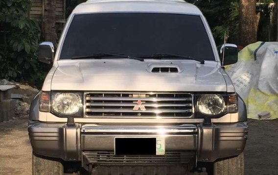 Mitsubihi Pajero Kick-up Roof for sale