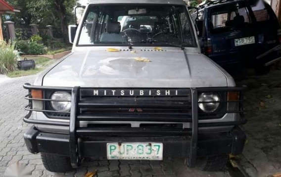 Mitsubishi pajero 4x4 diesel 1987 