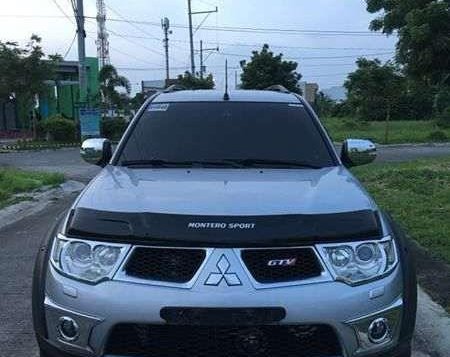 2012 Model Mitsubishi Montero GTV 4x4 AT