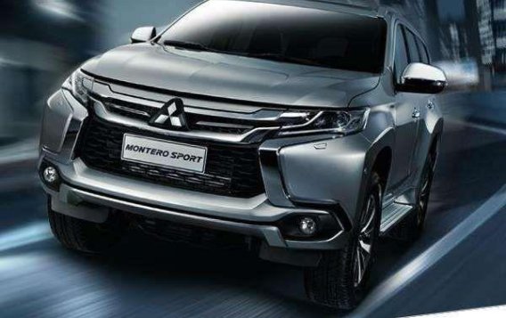 Mitsubishi Montero Halloween promo Zero Dp