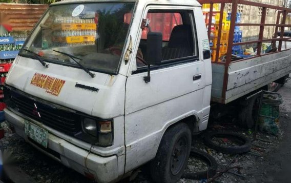 SELLING MITSUBISHI L300 dropside