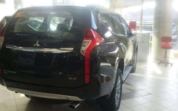 2018 Mitsubishi Montero free headrest monitor 