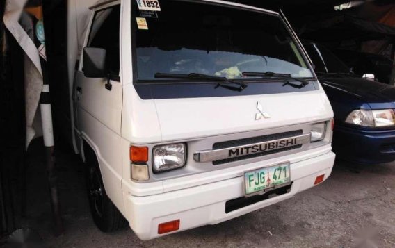 2014s Mitsubishi FB L300 Turbo Diesel Dual Aircon