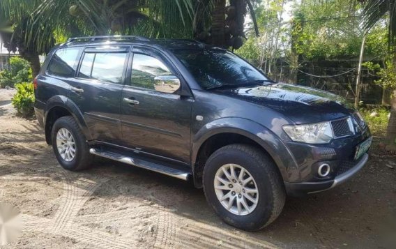 SELLING MITSUBISHI Montero sport gls 4x4 2009