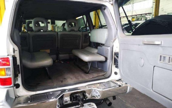 2002 Mitsubishi Pajero Fieldmaster 4x2 AT Diesel 