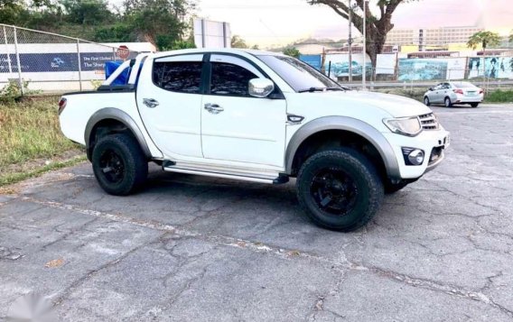 For Sale Mitsubishi Strada 2.5 4x4 TOP OF THE LINE 2011