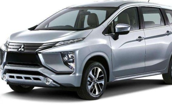 2018 Mitsubishi Expander GLS Sport AT vs Rush Best Deal Promo