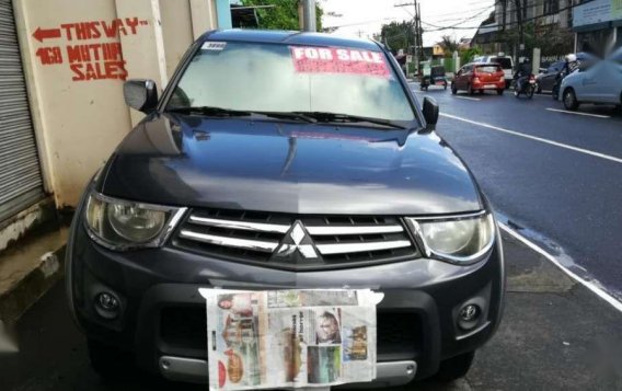 Mitsubishi Strada 2010 for sale