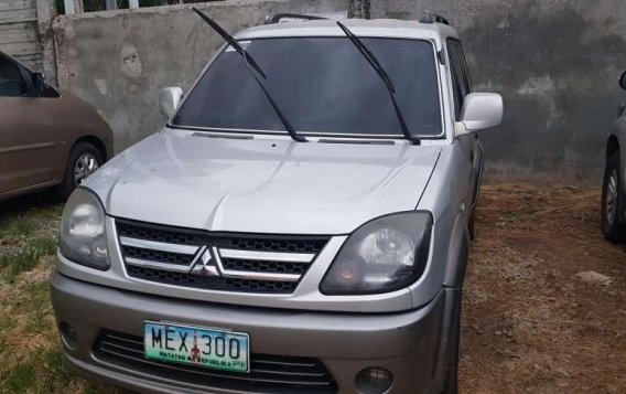 Mitsubishi Adventure 2010 for sale