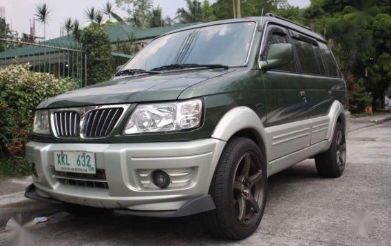 Mitsubishi Adventure Super Sport 2003 2.0gas A/T Top of the line