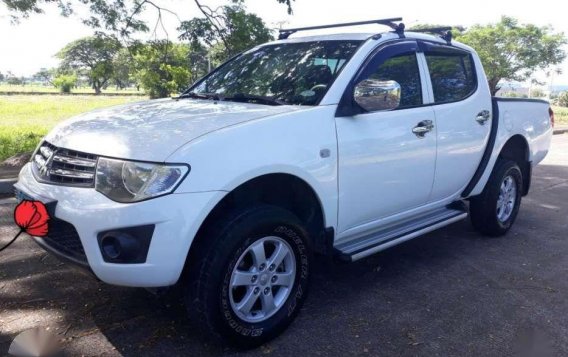 Mitsubishi Strada 2010 for sale