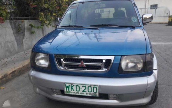 2000 Mitsubishi Adventure for sale