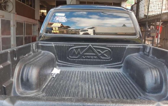 2003 Mitsubishi Strada Endeavor 4x4 automatic pick up hilux for sale