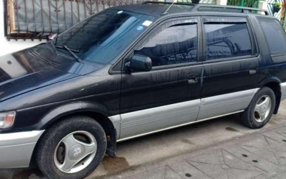 Mitsubishi space wagon 1998