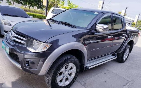 Mitsubishi Strada GLSV 4X4 AT 2013 Model 700K Negotiable