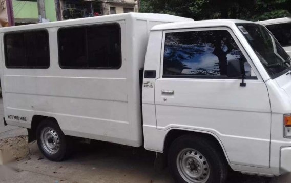 Mitsubishi L300 fb 2009mdl dual aircon power steering