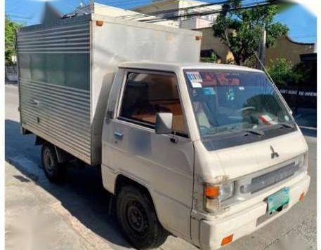 FOR SALE Mitsubishi L300 MT 2011 Aluminium Van