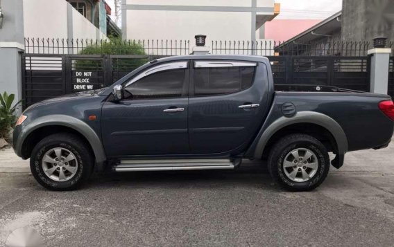 MITSUBISHI Strada gls FOR SALE