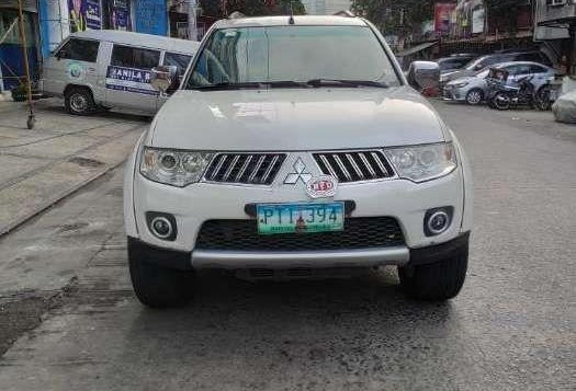 Mitsubishi Montero 2010 GLS White for sale