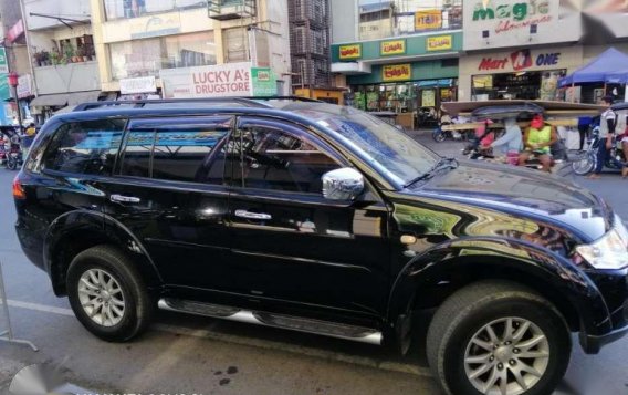 Selling Mitsubishi Montero gls 2009 2.5 engine 4x4 manual