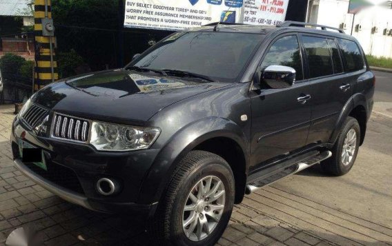 Mitsubishi montero sport 2012